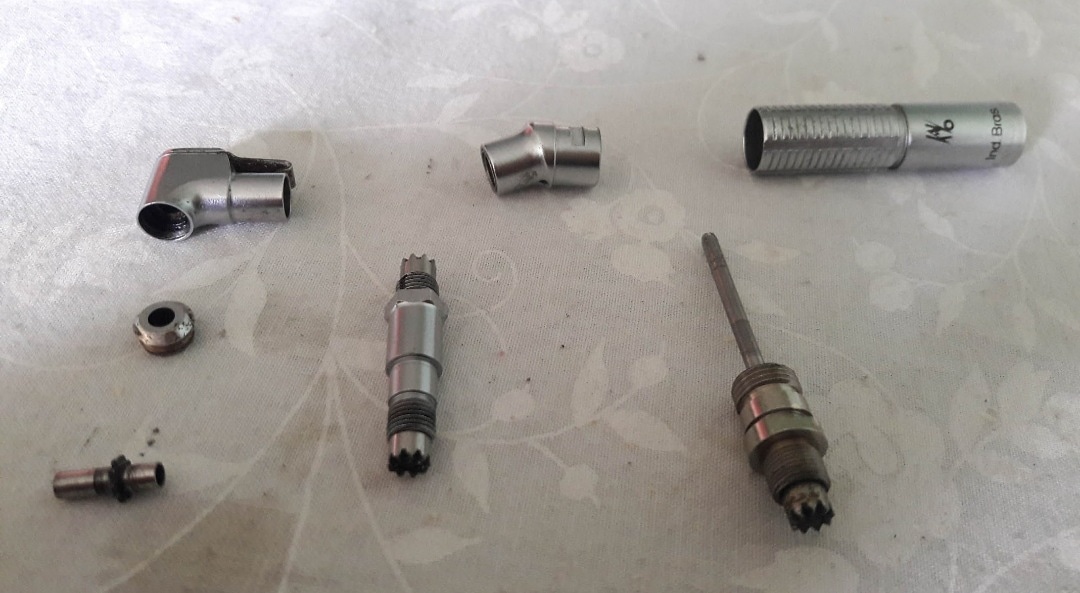 Manutenção em Peça de Mão Odontológica