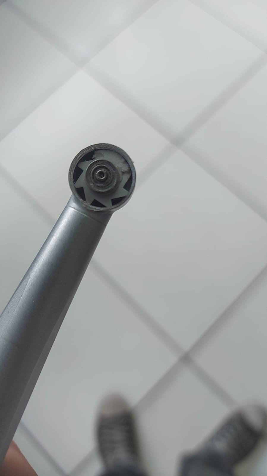 Manutenção em Peça de Mão Odontológica